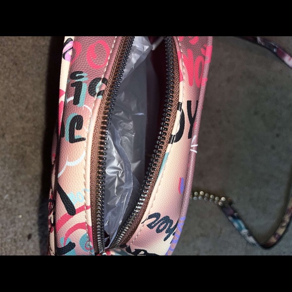 Graphic design multicolored backpack, purse, and matching wallet set - Picture 6 of 9